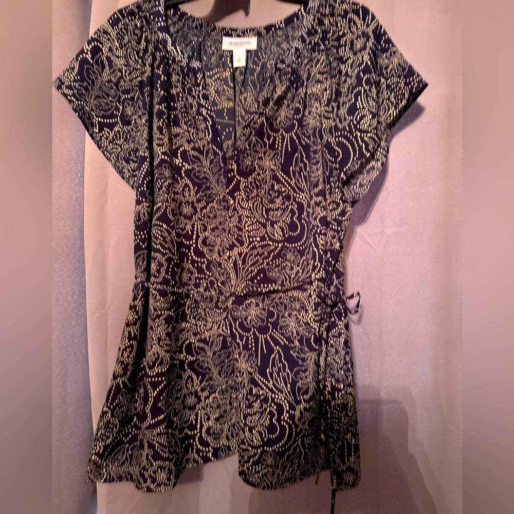 Motherhood tie blouse